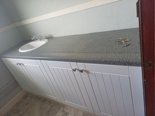 White sink units with grey